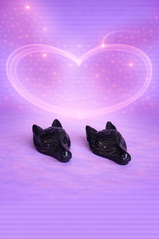 Black Obsidian Wolf Heads