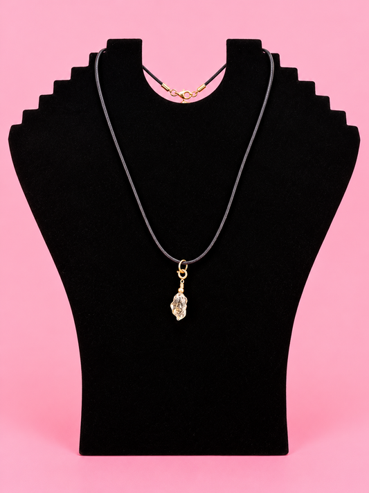 Petroleum Quartz Necklace